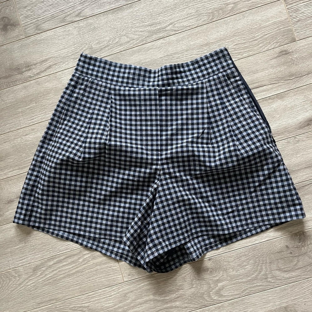 Frank & Oak Gingham Pleated Shorts